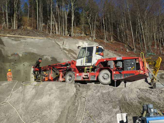 Cestný tunel Oberau