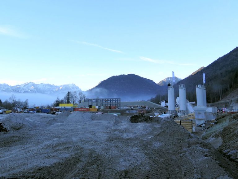 Cestný tunel Oberau