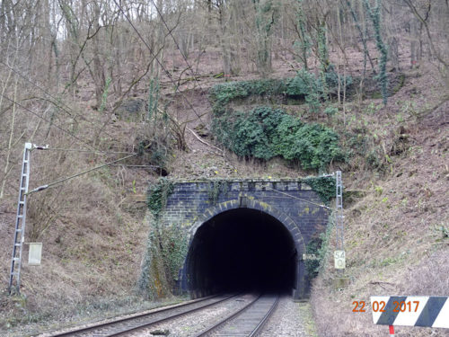 Tunel Petersberg